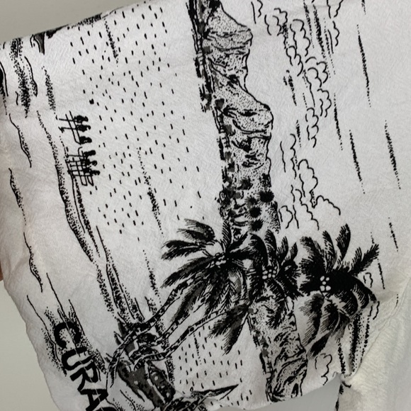 Island Expressions white short sleeved button down camp shirt medium black desig - Picture 3 of 7